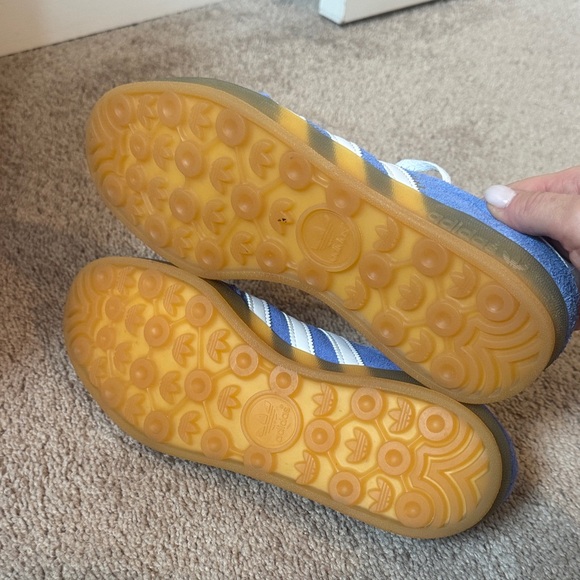 Adidas Blue and White Sneakers 8 - Picture 2 of 5